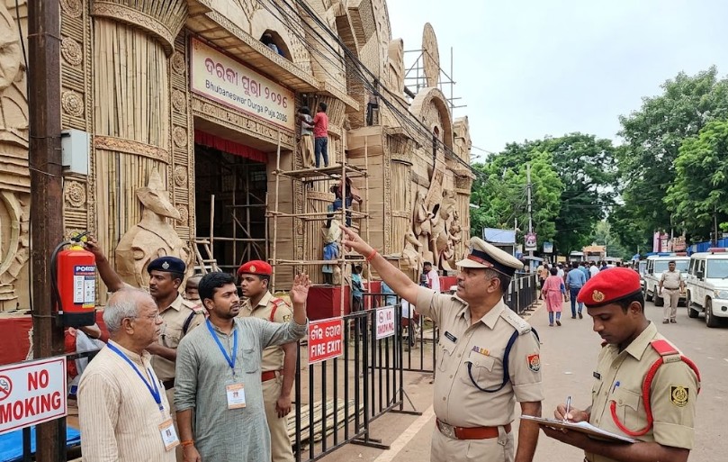 Bhubaneswar Police, Fire Services Tighten Safety Norms for 193 Durga Puja Pandals